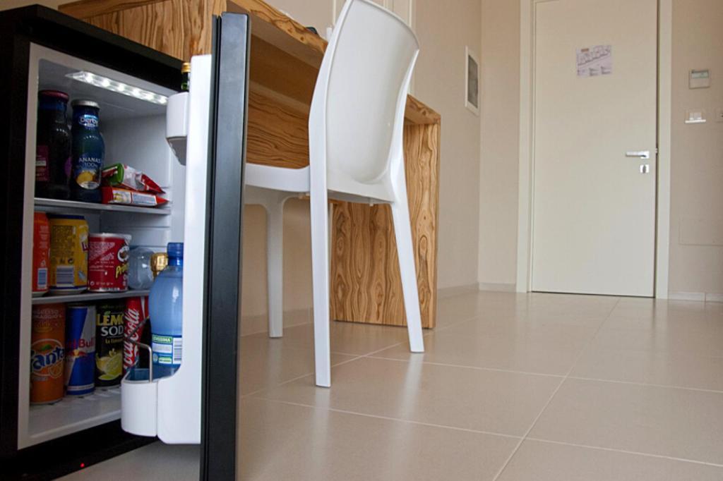 Gg77 Hotel La Spiaggia Torre Lapillo Zewnętrze zdjęcie