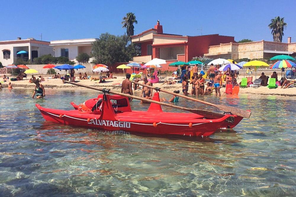 Gg77 Hotel La Spiaggia Torre Lapillo Zewnętrze zdjęcie